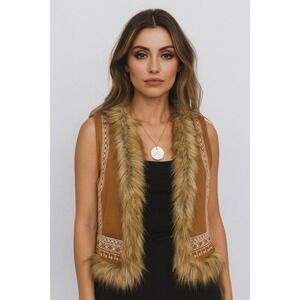 NWT Flying Tomatoe Boho Faux Suede With Fur Trim Vest Size L Tribal Embroidered